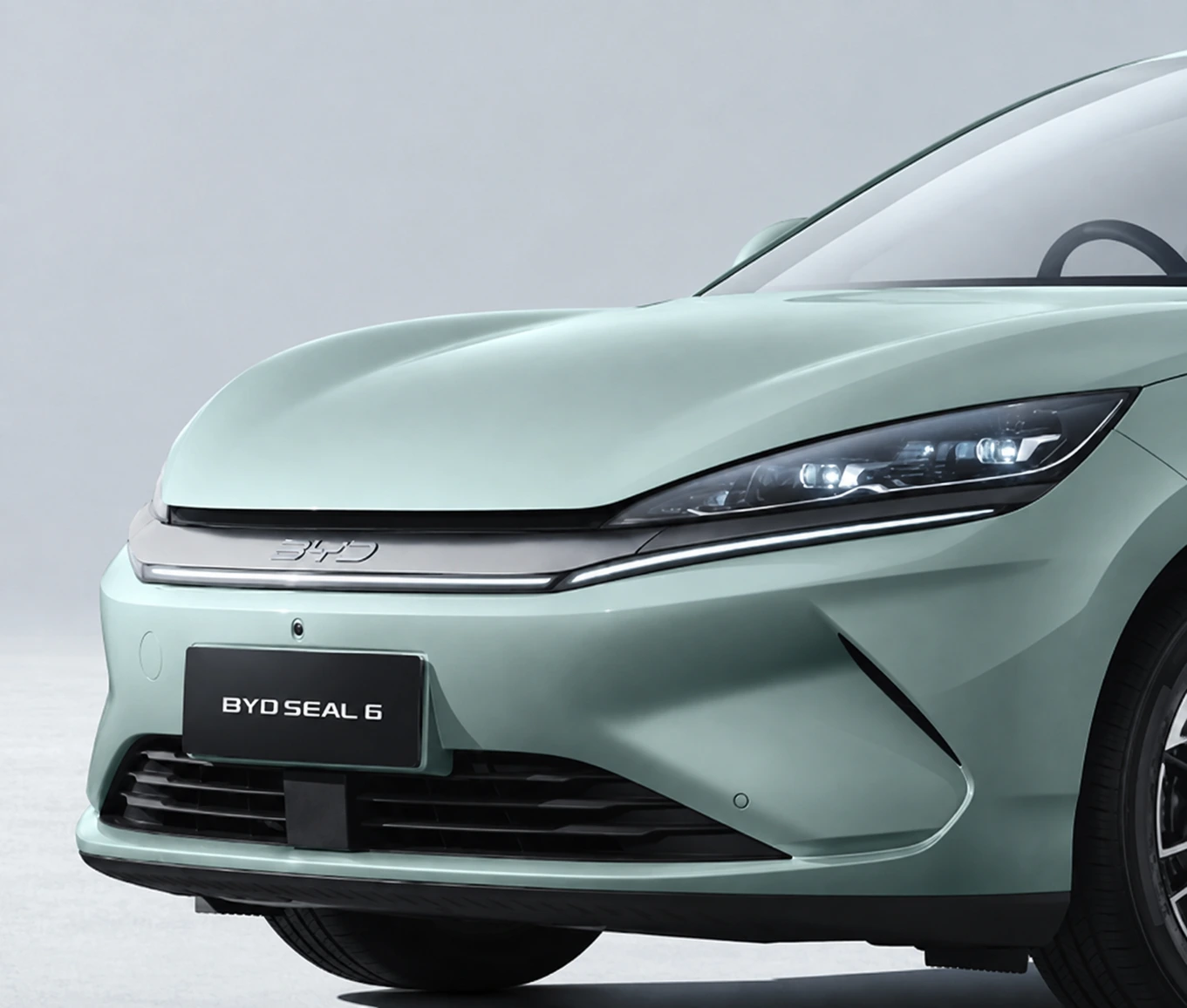 Full-Width LED Headlight